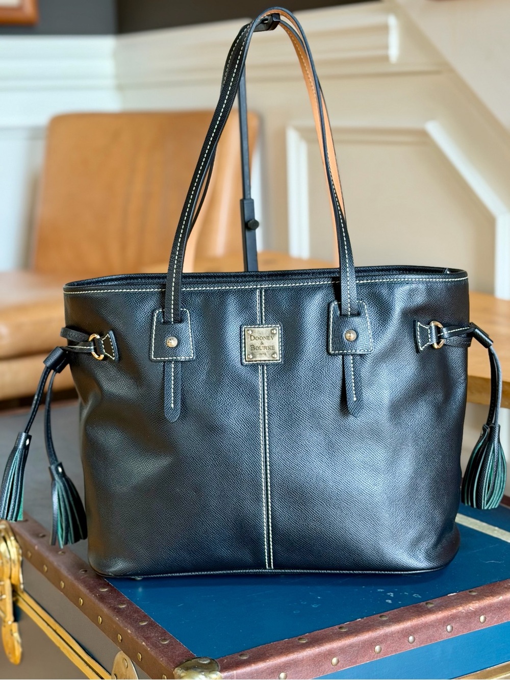 Dooney‎ & Bourke 2010s Classic Black Pebble Leather Davis Tassel Tote